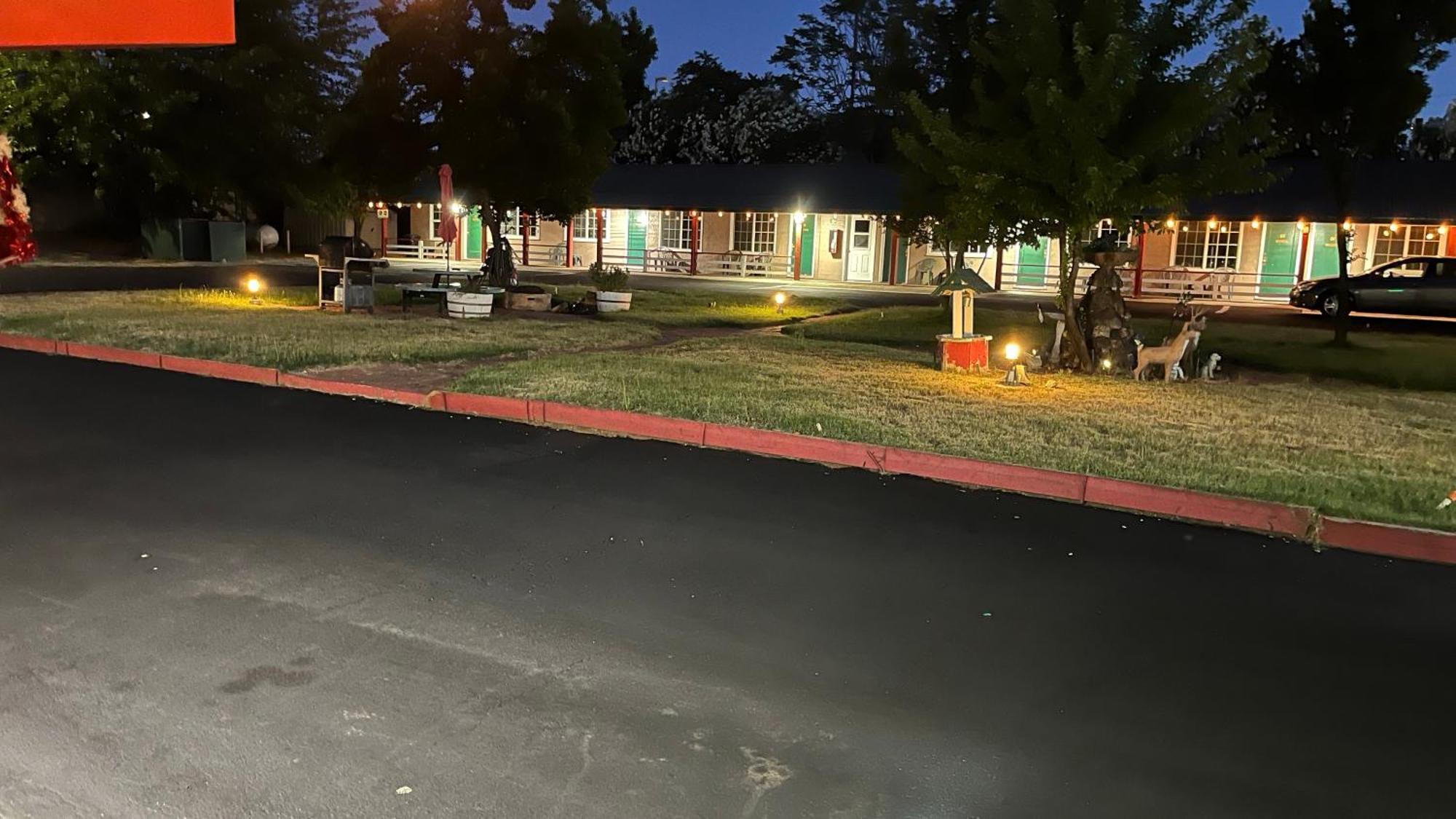 Jumping Frog Motel Angels Camp Exterior foto